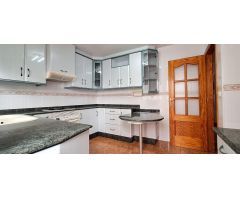 DÚPLEX CON BUHARDILLA EN VENTA, POZO ESTRECHO