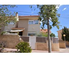 DÚPLEX CON BUHARDILLA EN VENTA, LAS LOMAS DE CANTERAS