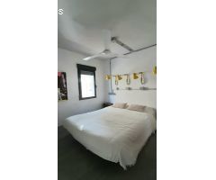 Villa independiente con piscina