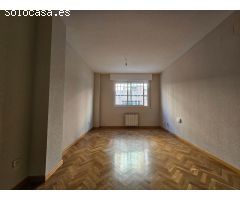 Piso en Venta en Madrid de las Caderechas, Madrid