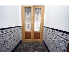 Gran casa señorial con patio y anexos