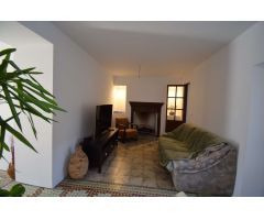 GRAN CASA RUSTICA DE PUEBLO EN  UN PUEBLO MUY TRANQUILO