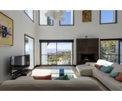 VIVIENDA DE LUJO CON ESPECTACULARES VISTAS AL MAR