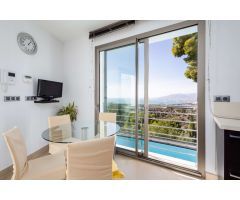 VIVIENDA DE LUJO CON ESPECTACULARES VISTAS AL MAR