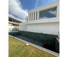 VILLA DE LUJO CON VISTAS AL MAR - LLAVE EN MANO