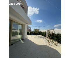 VILLA DE LUJO CON VISTAS AL MAR - LLAVE EN MANO