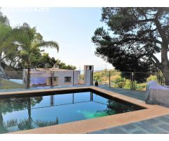 ESPECTACULAR VILLA SITUADA EN PINARES DE SAN ANTON