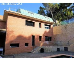 ESPECTACULAR VILLA SITUADA EN PINARES DE SAN ANTON