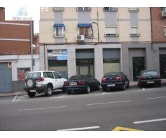 SE VENDE LOCAL COMERCIAL EN SAN SEBASTIAN DE LOS REYES. ZONA CALLE REAL. SIN COMISIÓN DE AGENCIA.