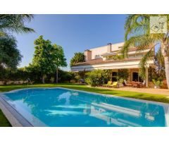 CHALET DE LUJO UNIFAMILIAR, CAMPO DE GOLF  DE ALTO REAL