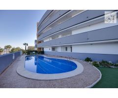 APARTAMENTO 2 DORMITORIOS, PISCINA, GARAJE Y A TAN SOLO 200M DEL CAMPO DE GOLF DE CAMPOAMOR