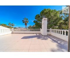 Casa en Venta en Orihuela, Alicante