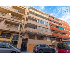 Apartamento en Venta en Torrevieja, Alicante