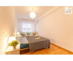 Apartamento en Venta en Torrevieja, Alicante