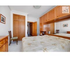 Piso en Venta en Torrevieja, Alicante