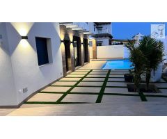 Chalet en Venta en Orihuela, Alicante