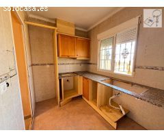 HAGA SU OFERTA!! DUPLEX ADOSADO 2 DORMITORIOS CON PISCINA EN URB. EL HONDO!!