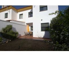 OPORTUNIDAD ADOSADO NUEVO EN LA ALBUERA (BADAJOZ)