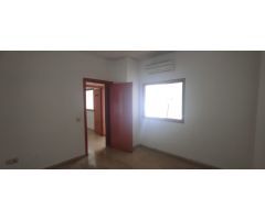 ¡Oportunidad única! Local comercial en alquiler en una zona de alto tráfico.