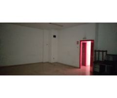 ¡Oportunidad única! Local comercial en alquiler en una zona de alto tráfico.
