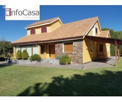 Casa chalet con piscina en Montealina