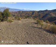 pacela en almachar con pozo de agua