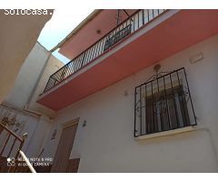 CASA EN IZNATE CON APARTAMENTO