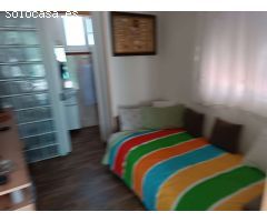 Chalet independiente con apartamento , estudio  y vistas al mar