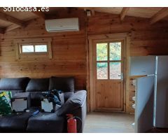 Parcela con luz y casa de madera en velez malaga
