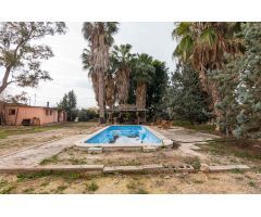 CASA CON PARCELA URBANA RESIDENCIAL EN LA HUERTA DE ALQUERIAS CMNO REGUERON