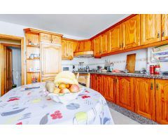 Casa pareada con jardín en el centro de Estepona