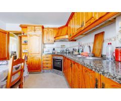 Casa pareada con jardín en el centro de Estepona