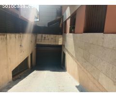Plaza de Parking coche en venta de 19 m2 muy bien ubicada