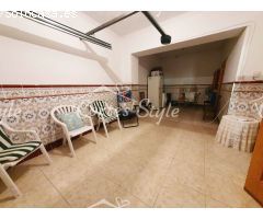 Casa de Pueblo en Venta en Tomelloso, Ciudad Real