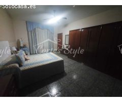 Casa de Pueblo en Venta en Tomelloso, Ciudad Real
