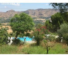 Espectacular finca de 43.297 m2 en Pizarra.