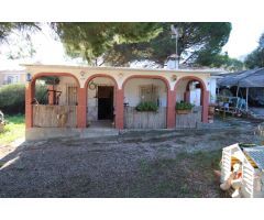 Chalet a reformar en Pinos de Alhaurin