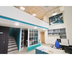 Local comercial con almacén y oficinas