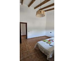 Finca con casa en alquiler en Cártama