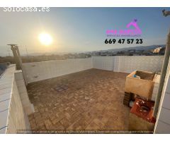 Casa de Pueblo en Venta en Águilas, Murcia