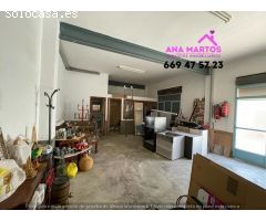 Casa de Pueblo en Venta en Águilas, Murcia