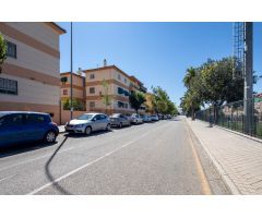 Estudiantes  y Erasmus--- habitación en piso reformado, Calefacción, WIFI, limpieza semanal