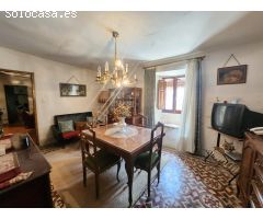 Casa para reformar con gran parcela