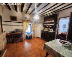 Casa para reformar con gran parcela