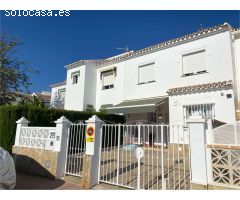 CASA TRES DORMITORIOS DOS BAÑOS DOS PLANTAS