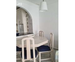 Amplio y practico con 3 dormitorios 2 baños en el Pueblo ANdaluz
