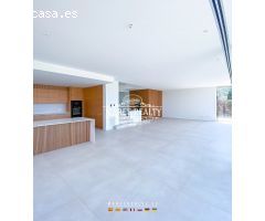 Villa de Lujo en Venta en Begur, Girona