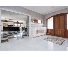 Villa de Lujo en Venta en Lloret de Mar, Girona