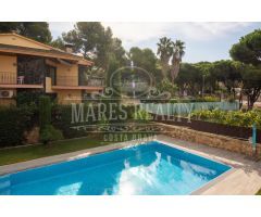 Villa de Lujo en Venta en Lloret de Mar, Girona