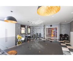 Villa de Lujo en Venta en Lloret de Mar, Girona
